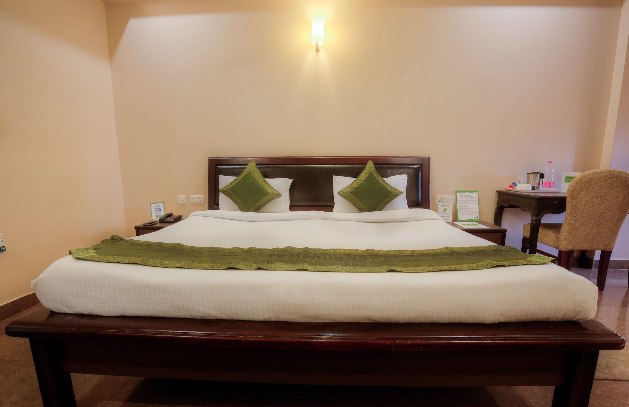 Treebo Shivam Inn Near Singapore Mall Lucknow Ngoại thất bức ảnh