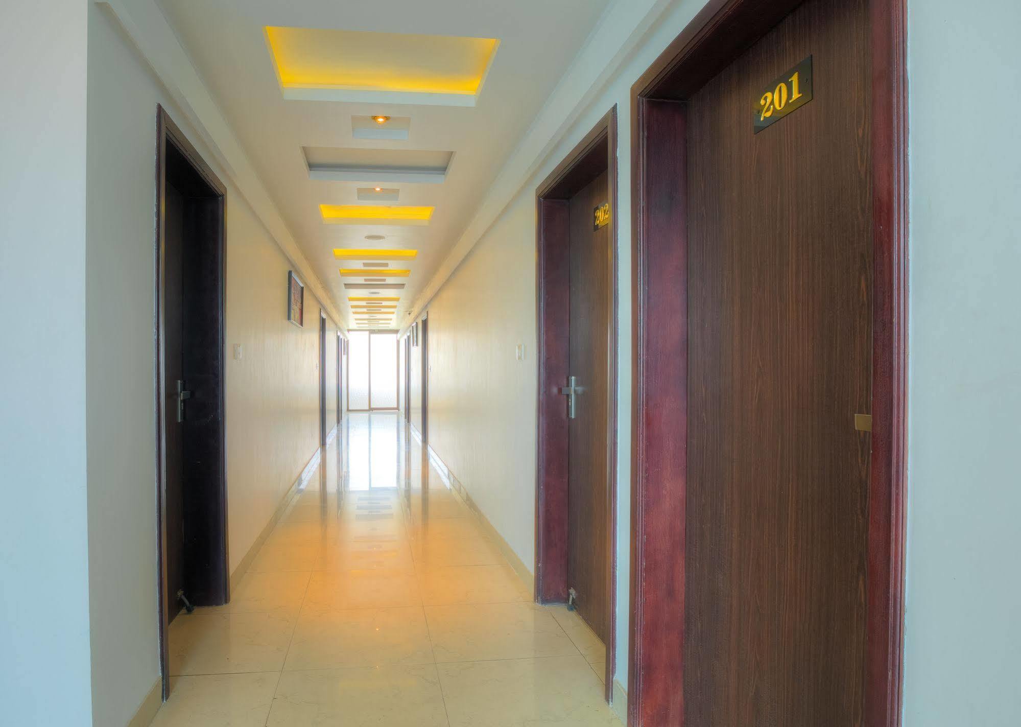 Treebo Shivam Inn Near Singapore Mall Lucknow Ngoại thất bức ảnh